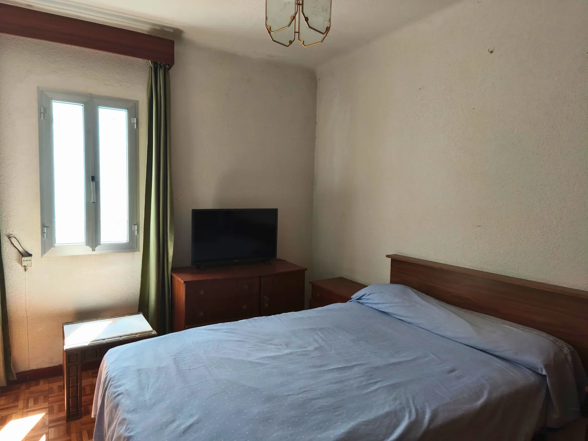 Dormitorio principal del piso en Calle del Arroyo Belincoso, Moratalaz, Madrid