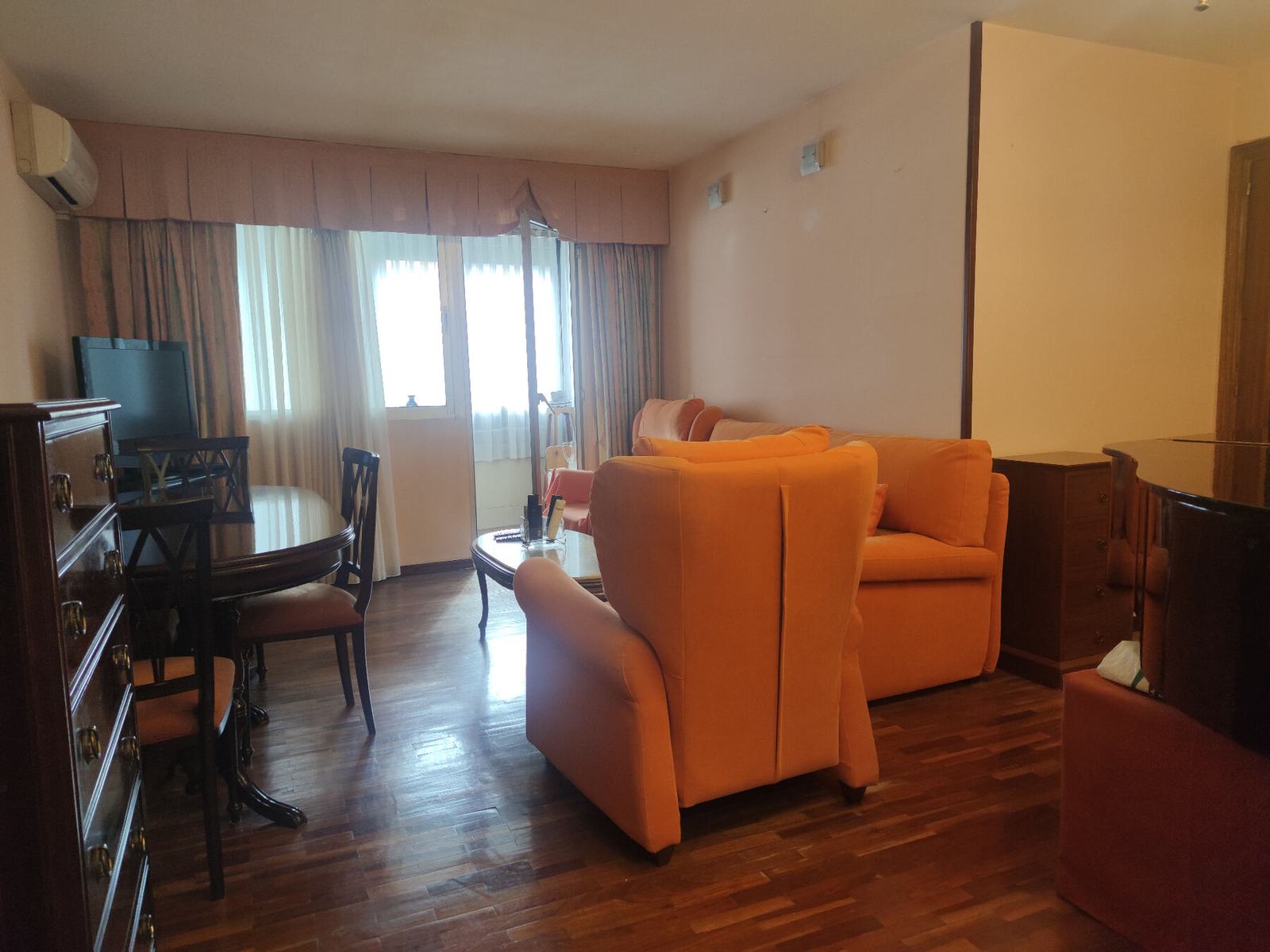 Salón de la vivienda en nuda propiedad en Las Rosas, Madrid